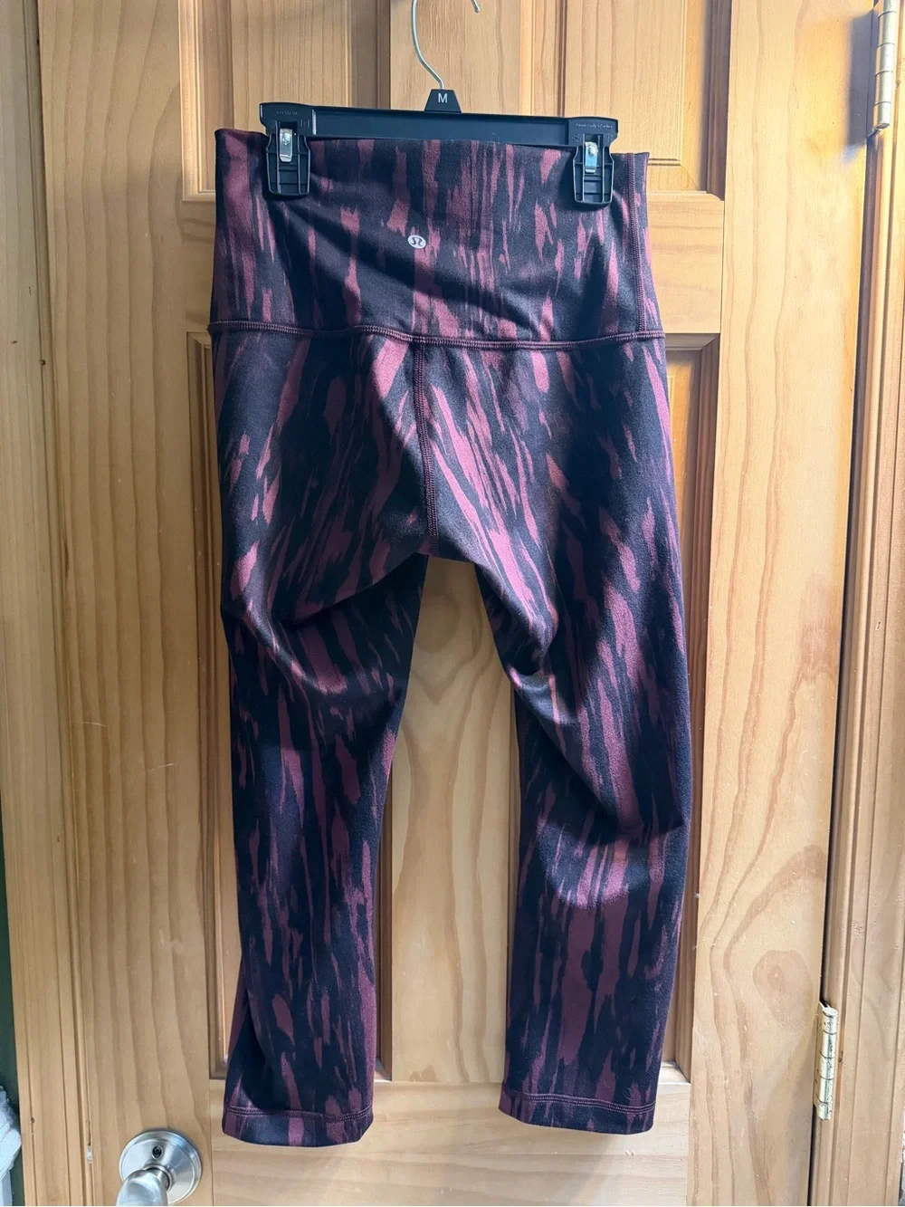 lululemon athletica Burgundy and Black Printed Leggings